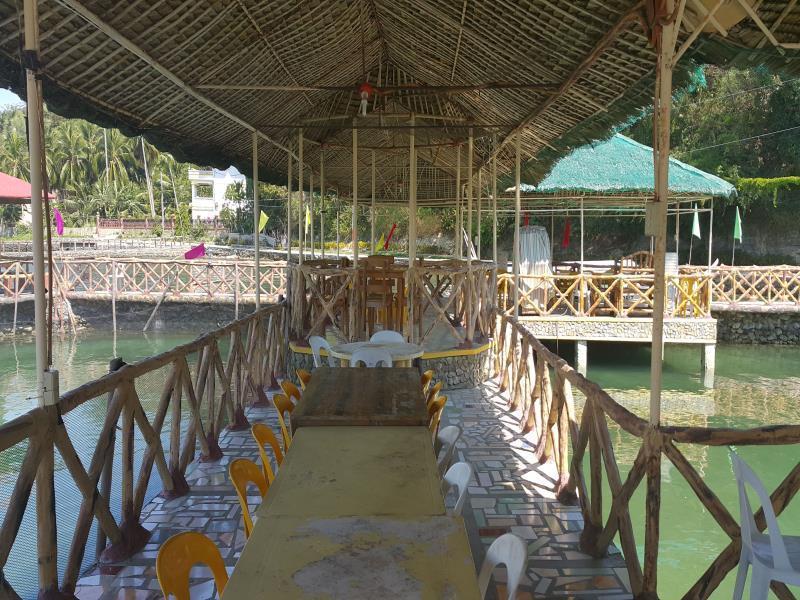 Palangan Bayview Beach Resort Puerto Galera Ngoại thất bức ảnh