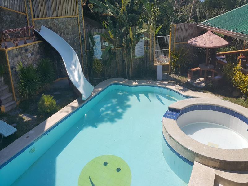 Palangan Bayview Beach Resort Puerto Galera Ngoại thất bức ảnh